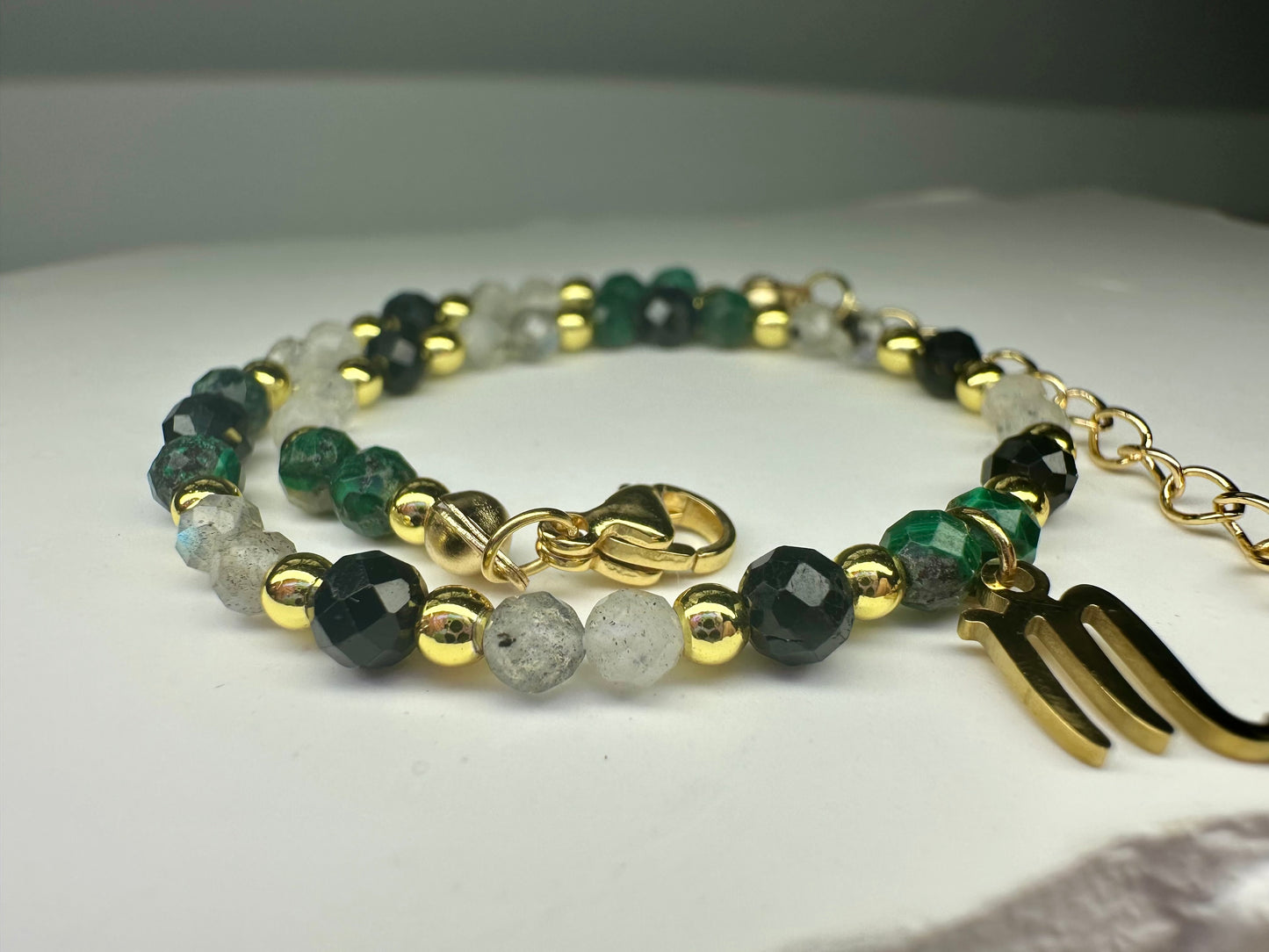 Scorpio Zodiac Beaded Bracelet – Black Tourmaline, Malachite & Labradorite for Protection & Intuition