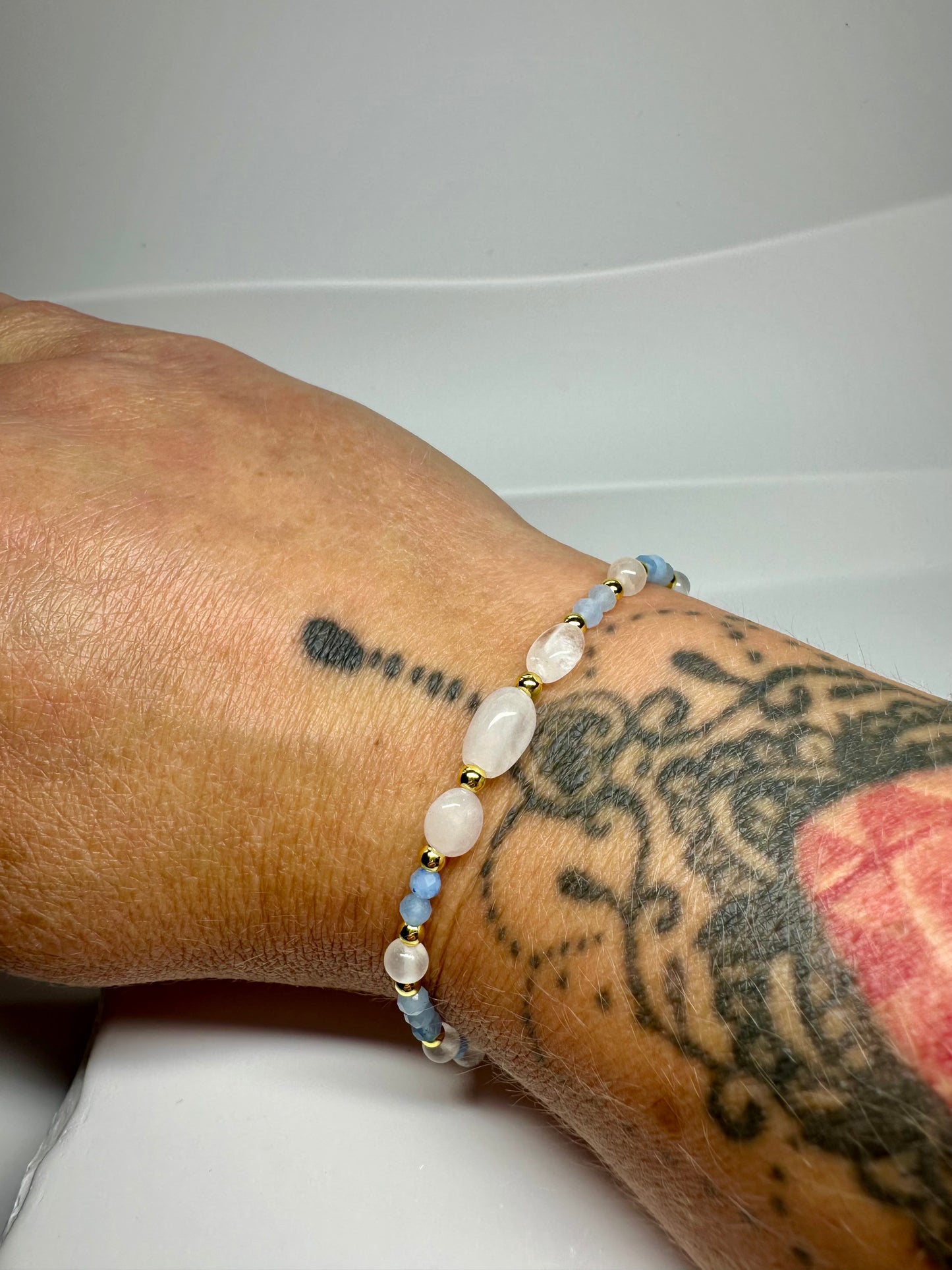 Aquarius Birthstone Bracelet – Aquamarine, Rose Quartz & Selenite | Handmade Zodiac Crystal Jewelry for Clarity & Love