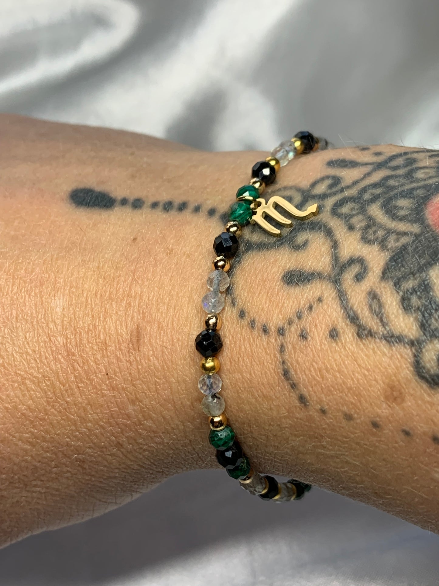 Scorpio Zodiac Beaded Bracelet – Black Tourmaline, Malachite & Labradorite for Protection & Intuition