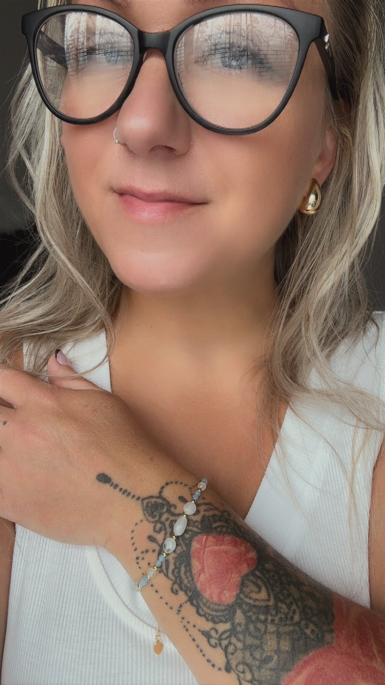 Aquarius Birthstone Bracelet – Aquamarine, Rose Quartz & Selenite | Handmade Zodiac Crystal Jewelry for Clarity & Love