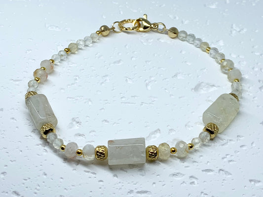 Citrine Bracelet with Gold Accents – Handmade Crystal Jewelry for Abundance, Confidence & Positive Energy
