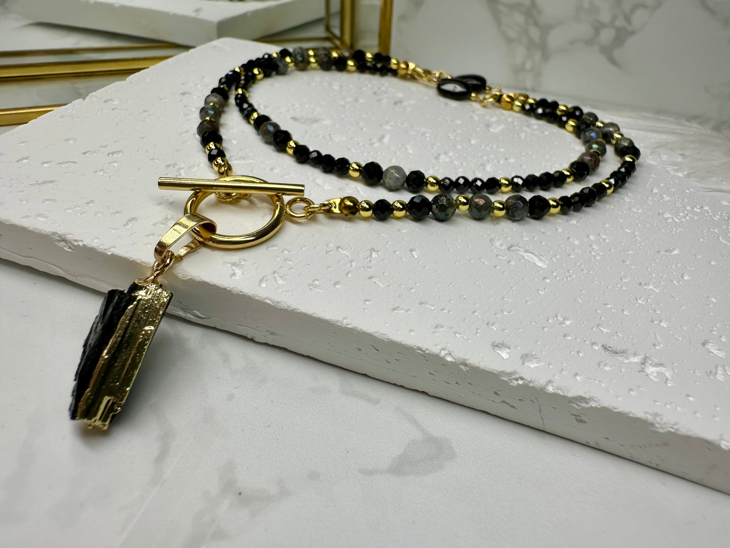 Black Tourmaline Pendant Necklace – Labradorite Beads & Gold Toggle Clasp –