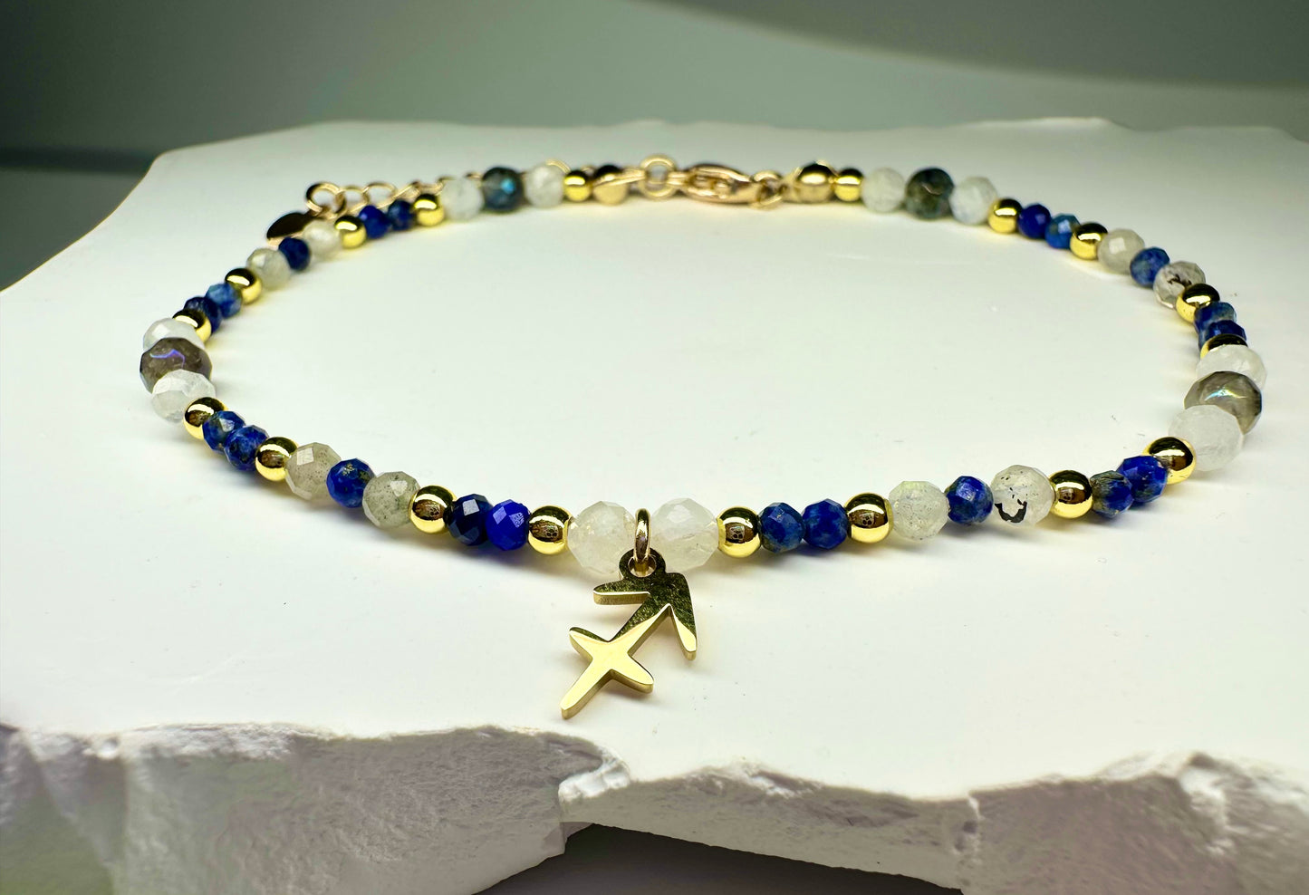 Sagittarius Zodiac Bracelet – Lapis Lazuli, Labradorite & Moonstone | Handmade Crystal Astrology Jewellery | Birthstone Gift for Her
